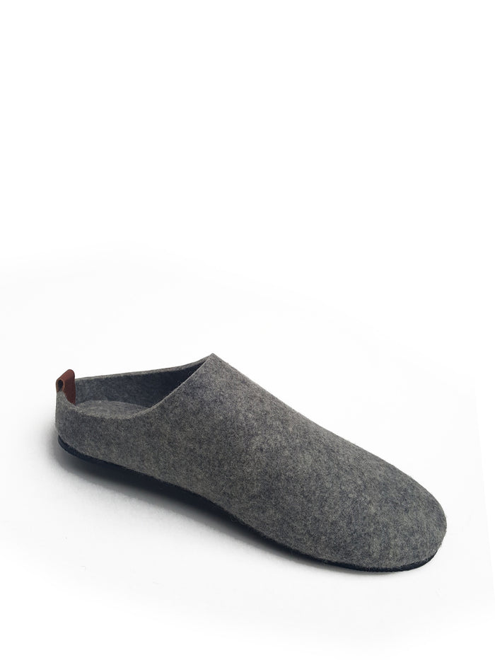 Gray-Line-Slipper