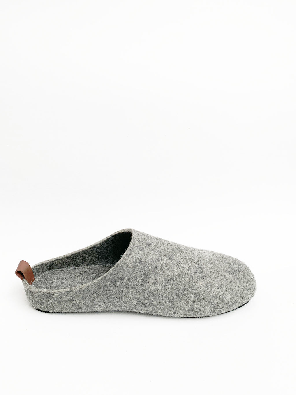 Pantufla Line Gris claro